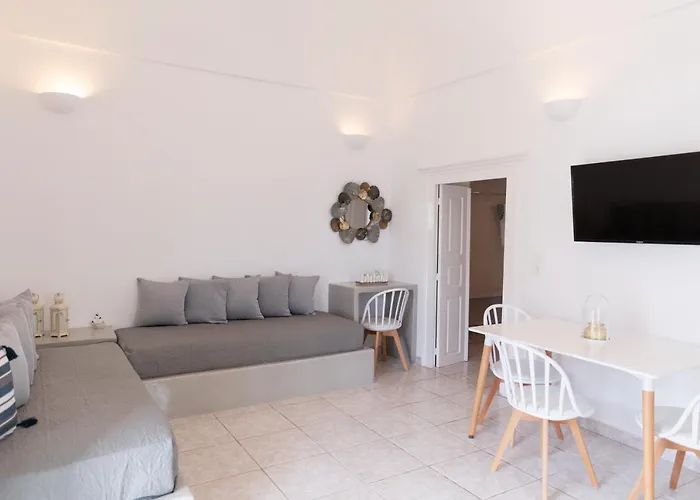 Captain's House Bed & Breakfast Vóthon