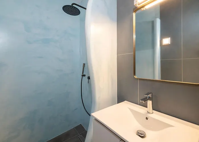 Captain's House Vóthon