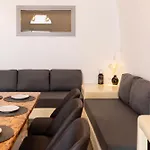 Bed & Breakfast Captain's House 4*