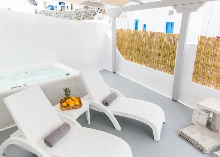 Captain's House Bed & Breakfast Vóthon