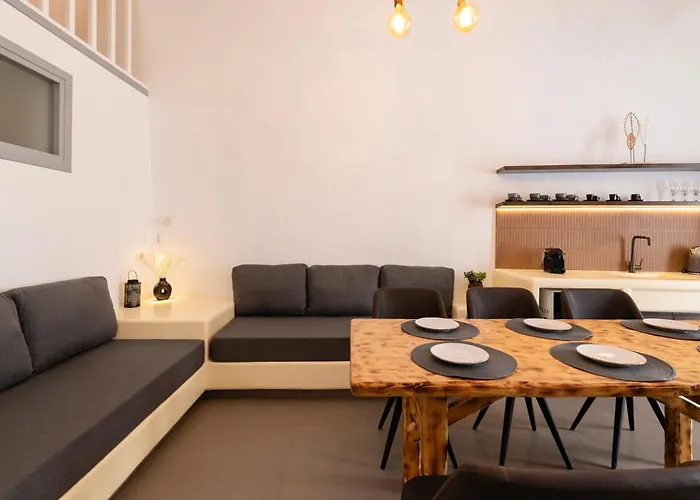 Captain's House Bed & Breakfast Vóthon